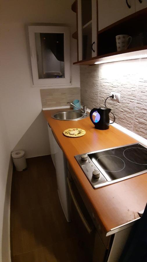 Azzurro Studio Apartment Beograd Bagian luar foto