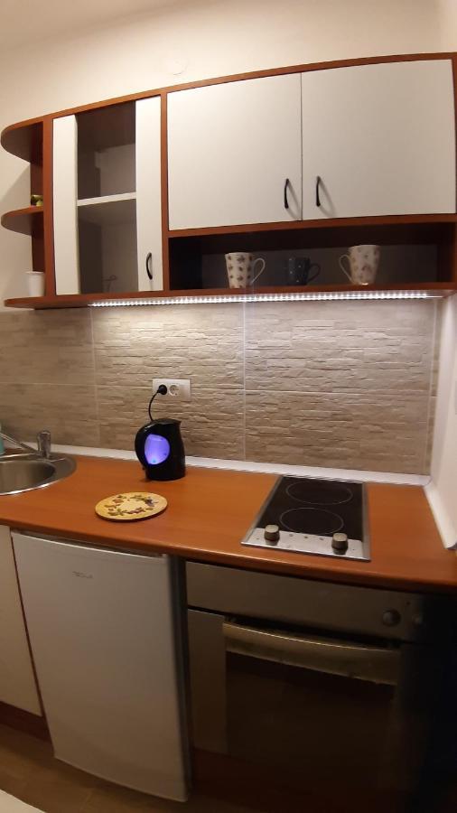 Azzurro Studio Apartment Beograd Bagian luar foto